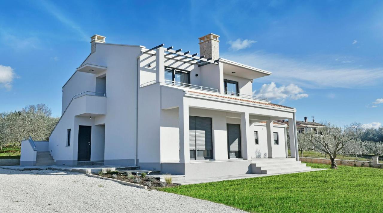 R2 Apartment By Residence Rudan Vižinada المظهر الخارجي الصورة